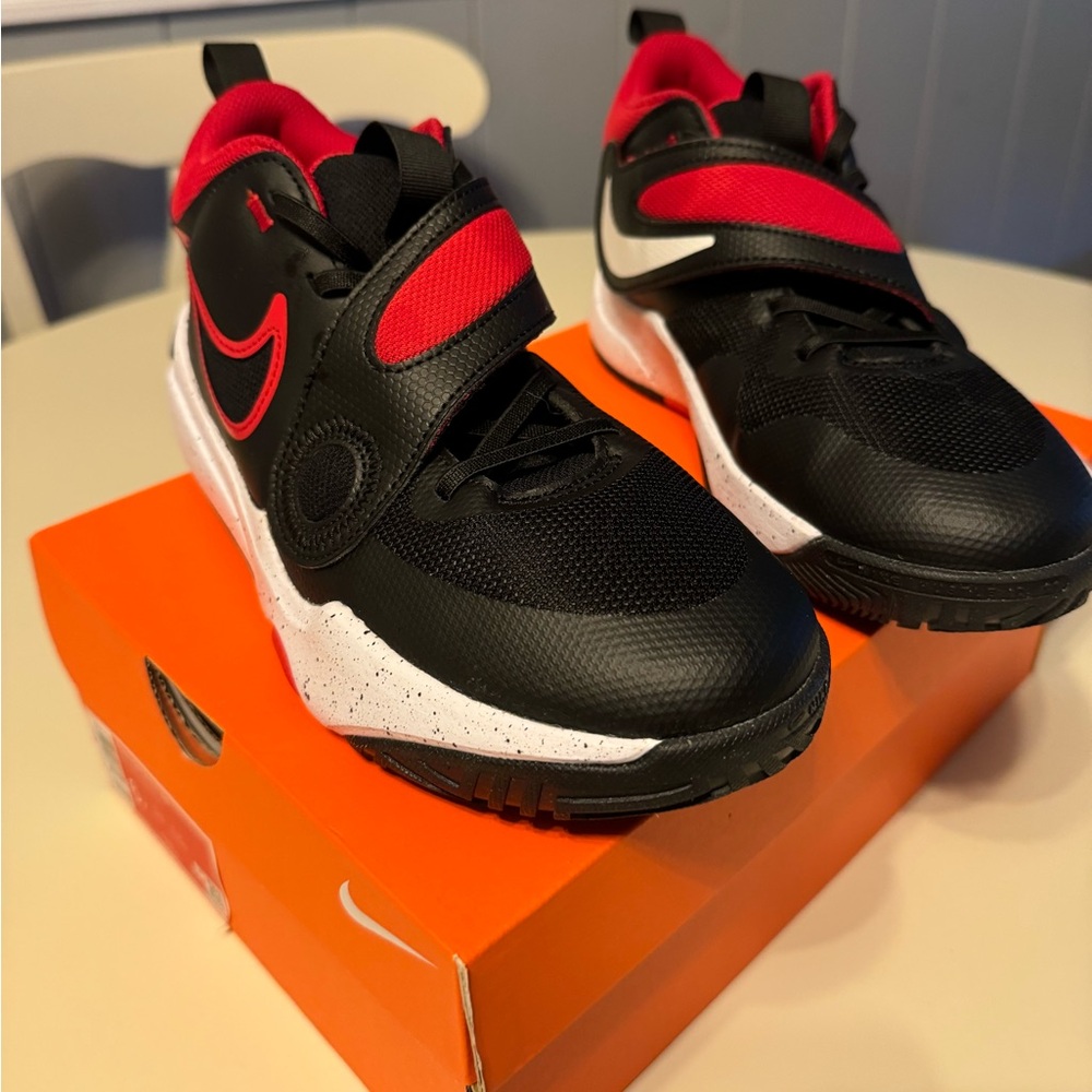 Nike Boys size 6 Basketball Sneakers. Brand new.